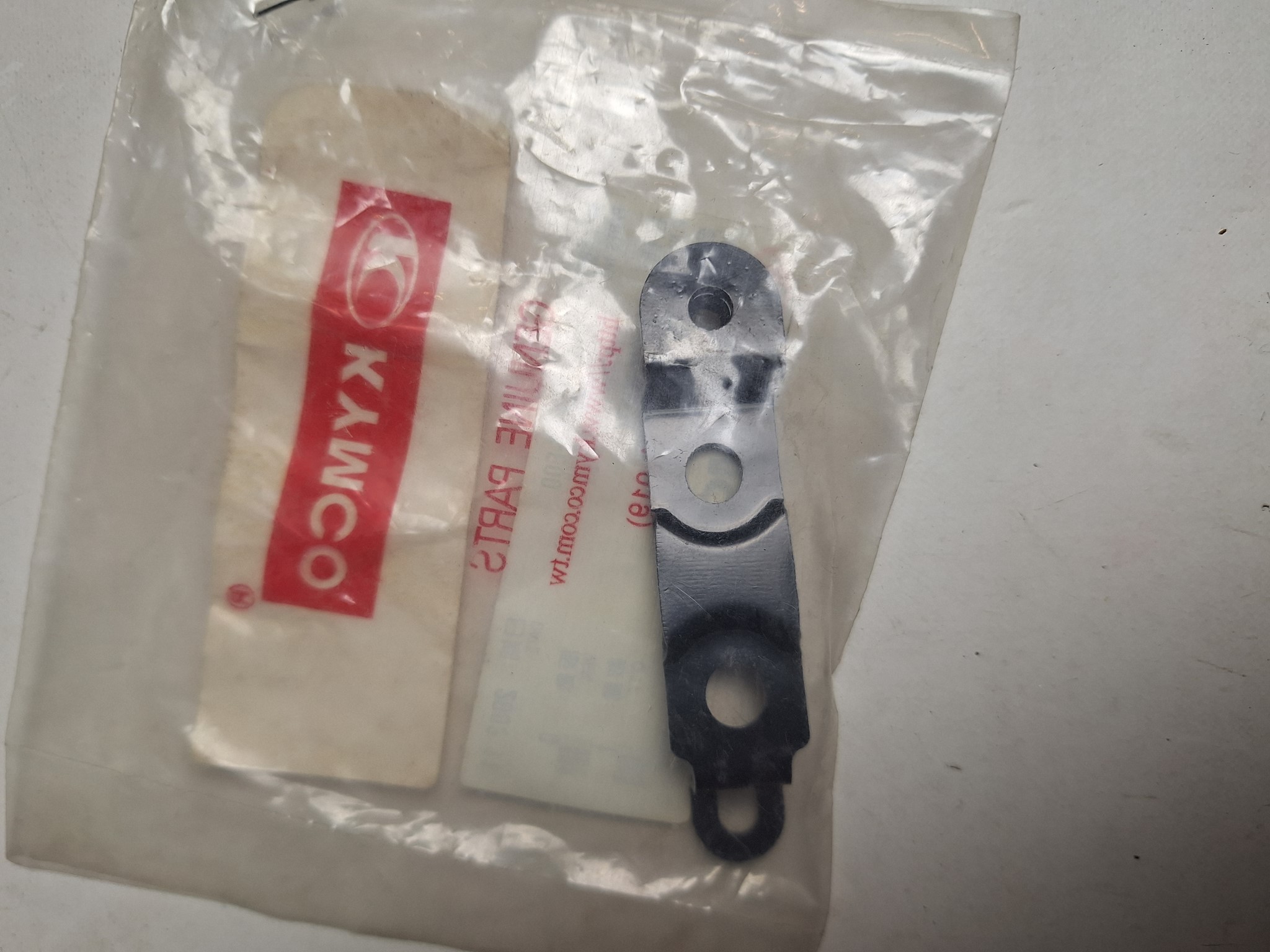 Picture of Kymco  MAXXER 250SE EUROII  HALTER LENKERVERKLEIDUNG  53102-LBA7-E00